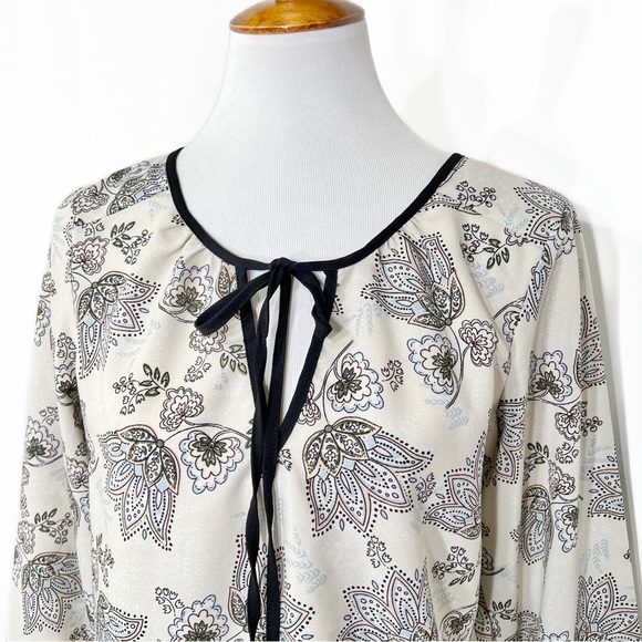 Sanctuary Floral Motif Print Pastel Cream Black Mixed Media Tie Neck Tunic Top S - Picture 5 of 9